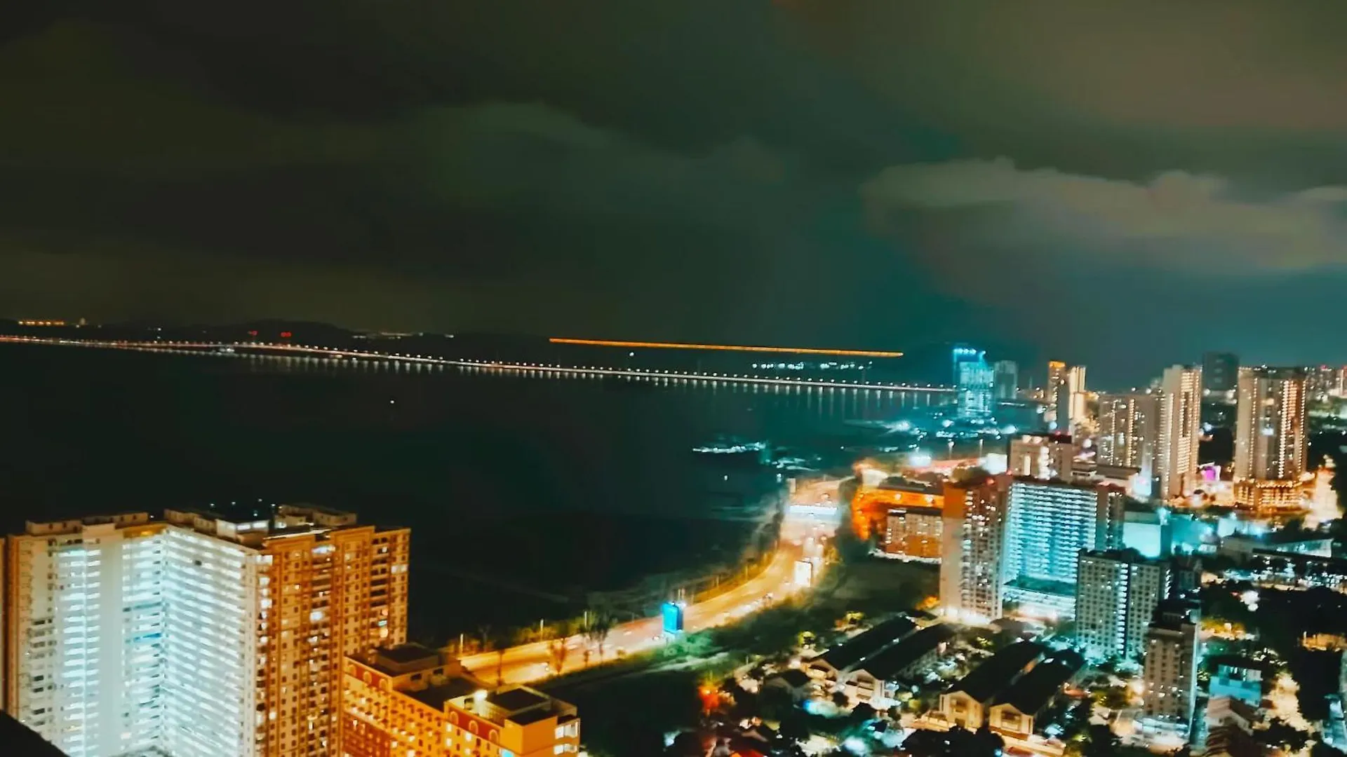 Апартаменты Comfortable 2Br 5 Queen Beds, Netflix & Free Parking Jelutong